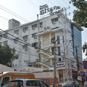 Hotel Sitara Grand